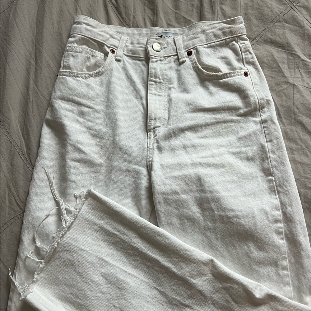 Zara wide leg jeans Size 4